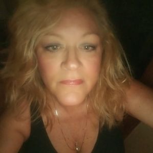 Meet your Posher, Pamela